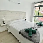 Island Apartament *